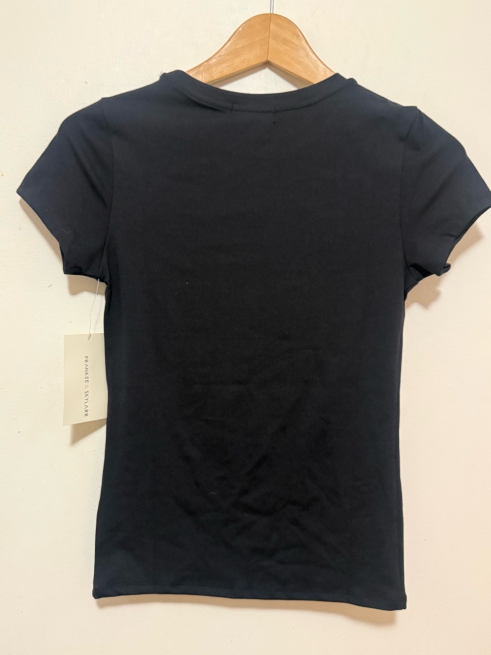T-shirt - Picture 2 of 2